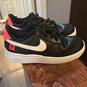 Nike Kids Black and Pink Sneakers